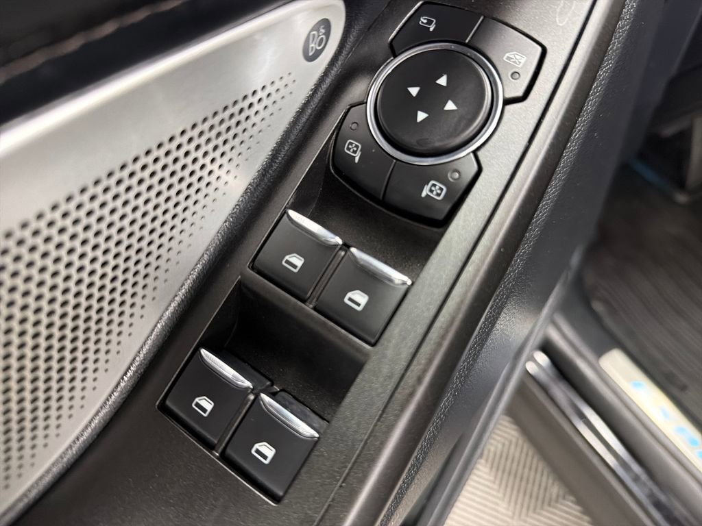 Certified 2020 Ford Explorer Platinum w/ Premium Technology Package AWD/4WD image 18