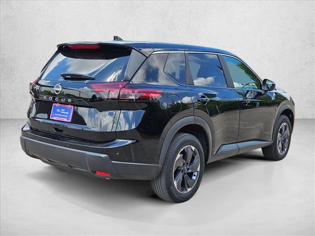 Used 2025 Nissan Rogue SV image 3
