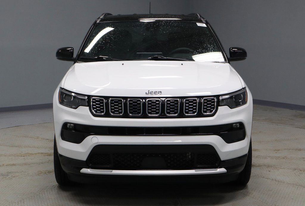 Used 2024 Jeep Compass Limited w/ Elite Group image 6