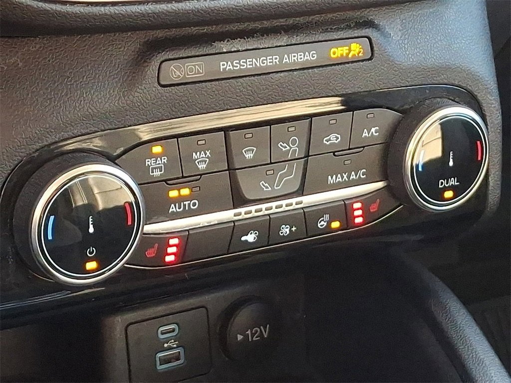 Certified 2022 Ford Escape SEL image 16