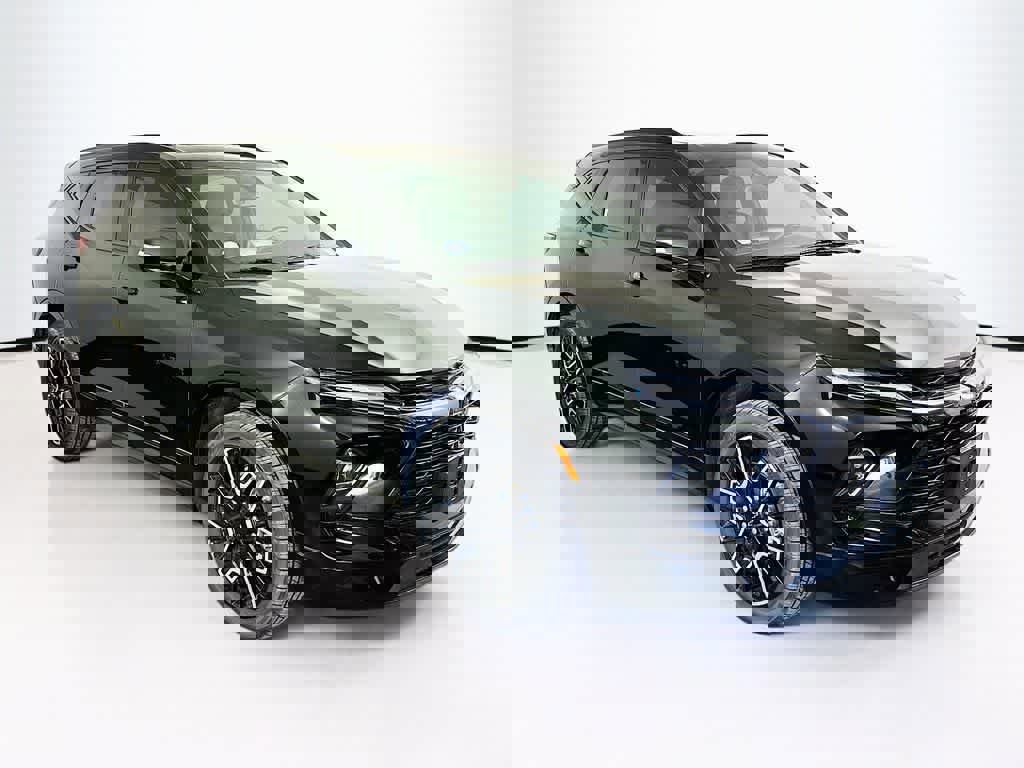 Used 2023 Chevrolet Blazer RS w/ Enhanced Convenience Package image 7