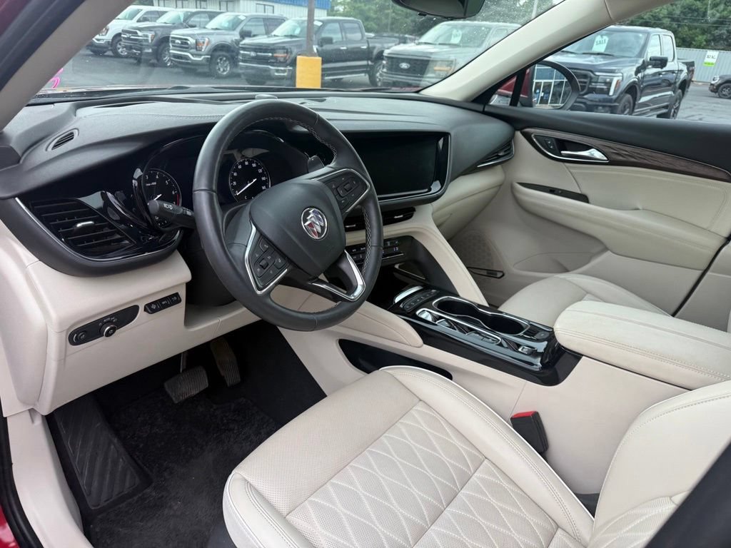 Used 2023 Buick Envision Avenir AWD/4WD image 18