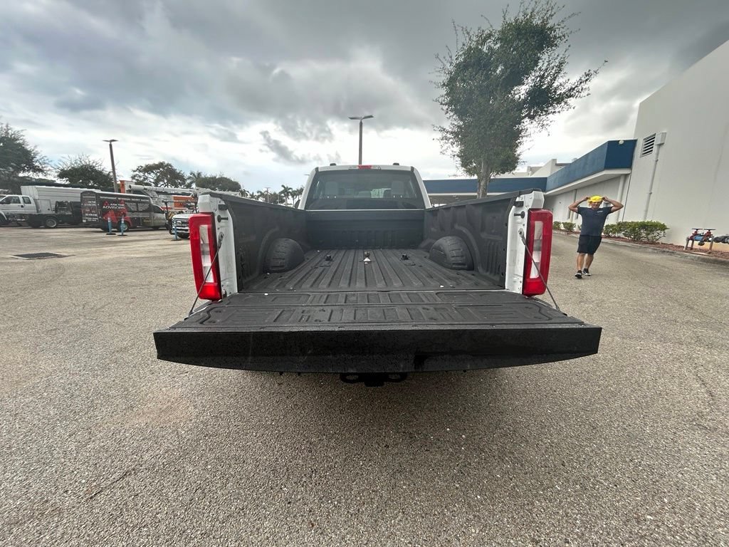 Certified 2025 Ford F450 XL AWD/4WD image 32