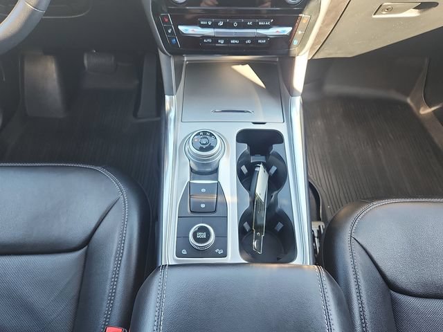 Certified 2023 Ford Explorer Limited w/ Equipment Group 301A AWD/4WD image 18