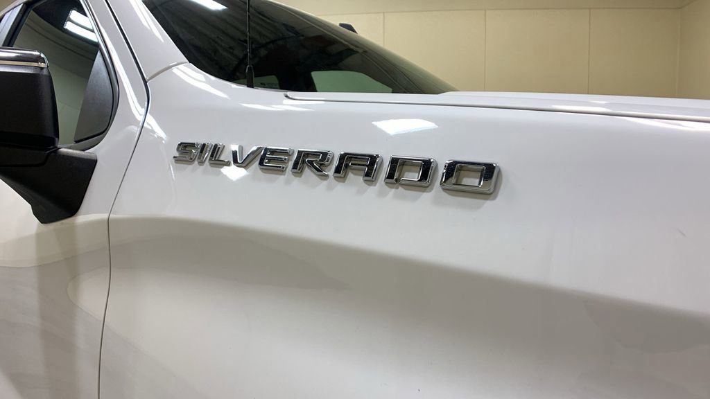 Used 2023 Chevrolet Silverado 1500 LT image 12