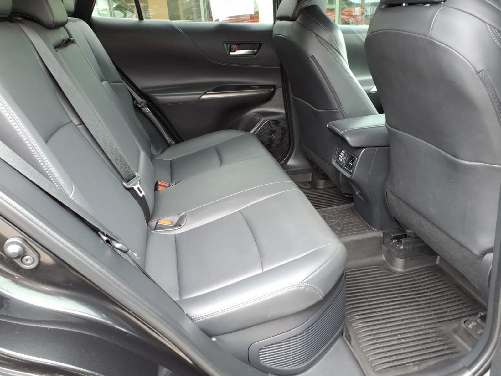 Used 2024 Toyota Venza Nightshade AWD/4WD image 27