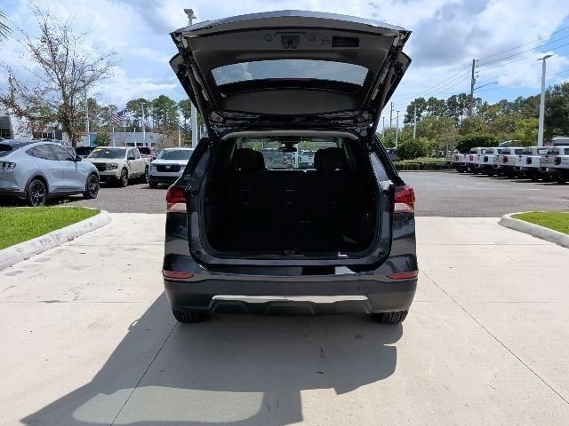 Used 2023 Chevrolet Equinox LT FWD image 8
