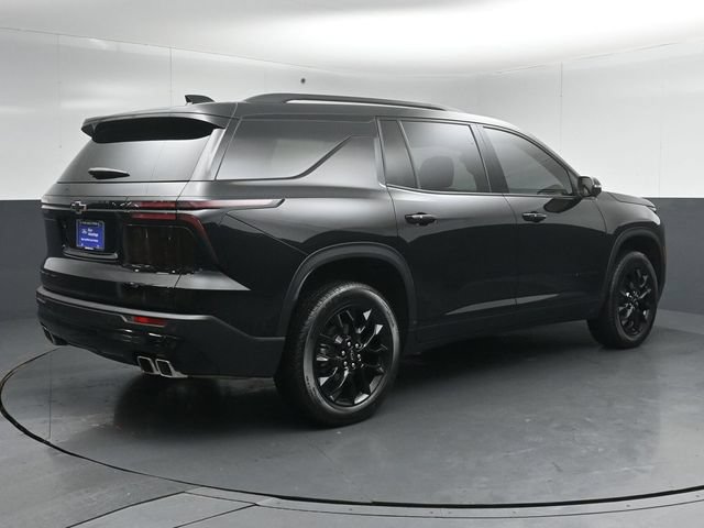 Used 2024 Chevrolet Traverse LT w/ Midnight/Sport Edition AWD/4WD image 7