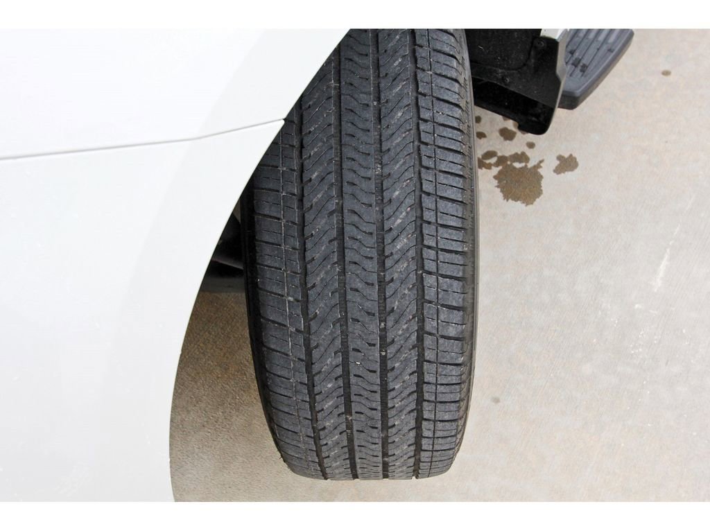 Used 2023 Chevrolet Silverado 1500 LT image 28