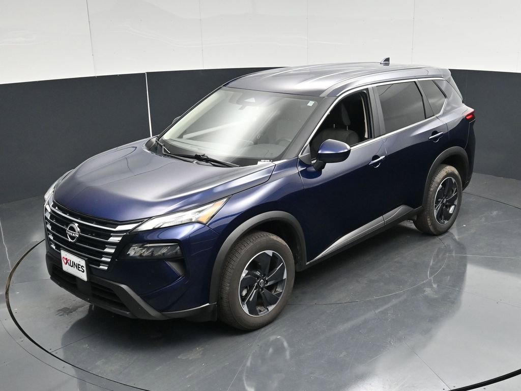 Used 2025 Nissan Rogue SV AWD/4WD image 48
