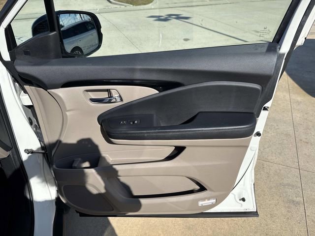 Used 2019 Honda Pilot Elite image 14