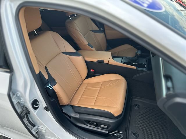 Used 2024 Lexus ES 300h Ultra Luxury w/ Accessory Package (Z2) image 28
