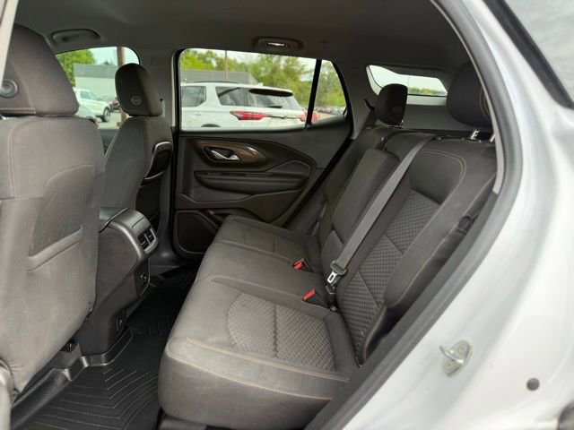 Used 2018 GMC Terrain SLE w/ Infotainment Package I AWD/4WD image 16
