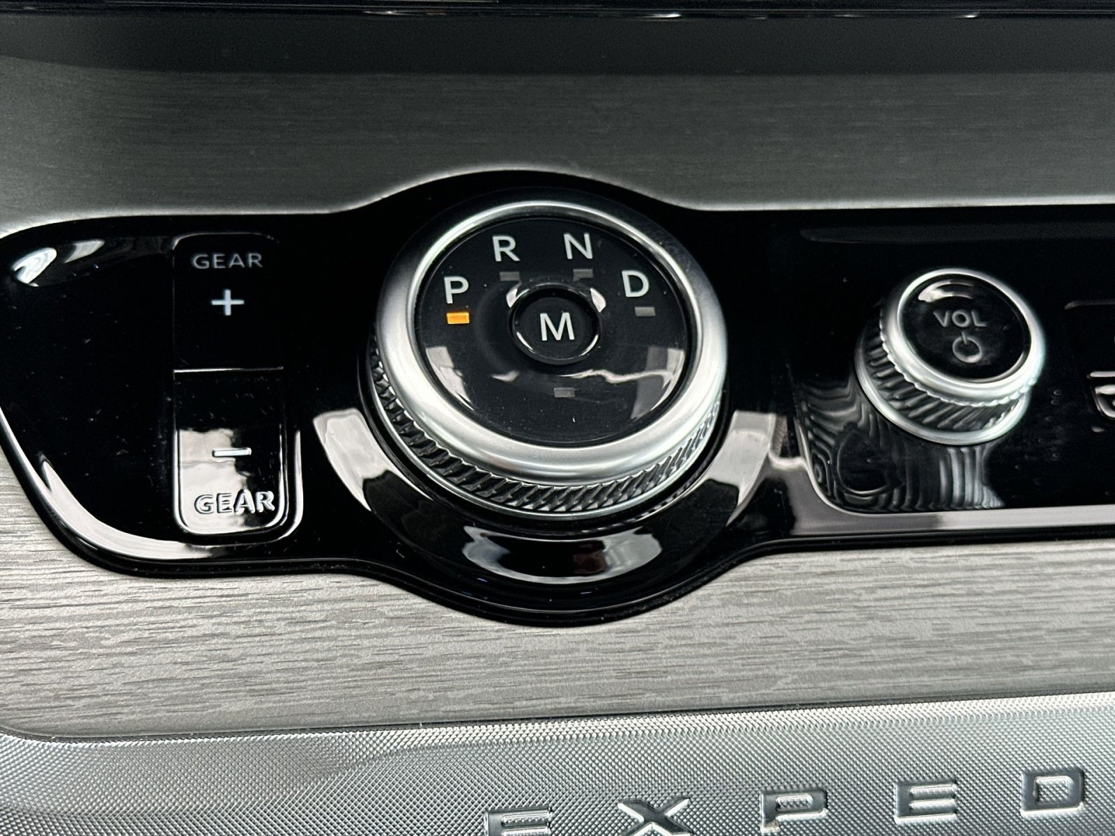 Certified 2025 Ford Expedition Max Platinum AWD/4WD image 30