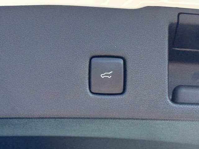 Certified 2024 Ford Escape ST-Line Elite AWD/4WD image 29