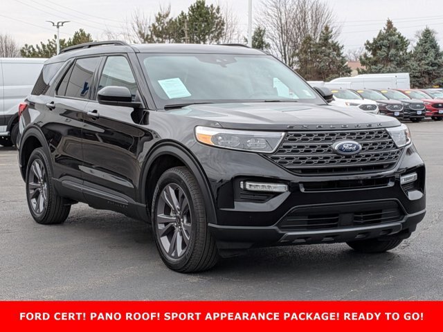 Certified 2024 Ford Explorer XLT w/ Equipment Group 202A AWD/4WD image 3