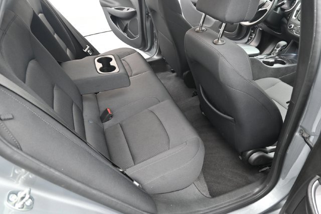 Used 2025 Chevrolet Malibu LT FWD image 34