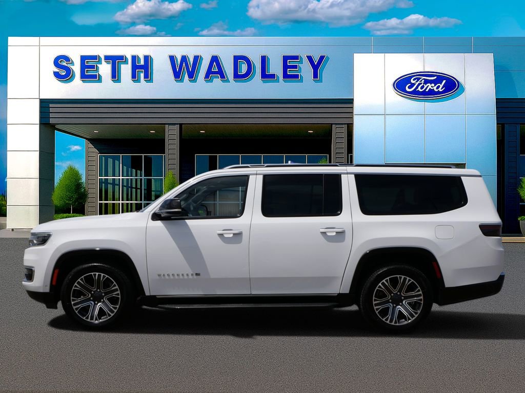 Used 2024 Jeep Wagoneer L Series II w/ Flexible Seating Group image 3