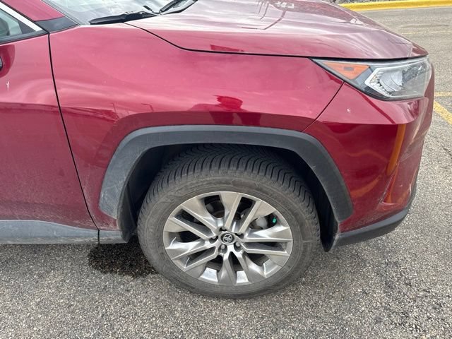 Used 2020 Toyota RAV4 XLE Premium AWD/4WD image 11