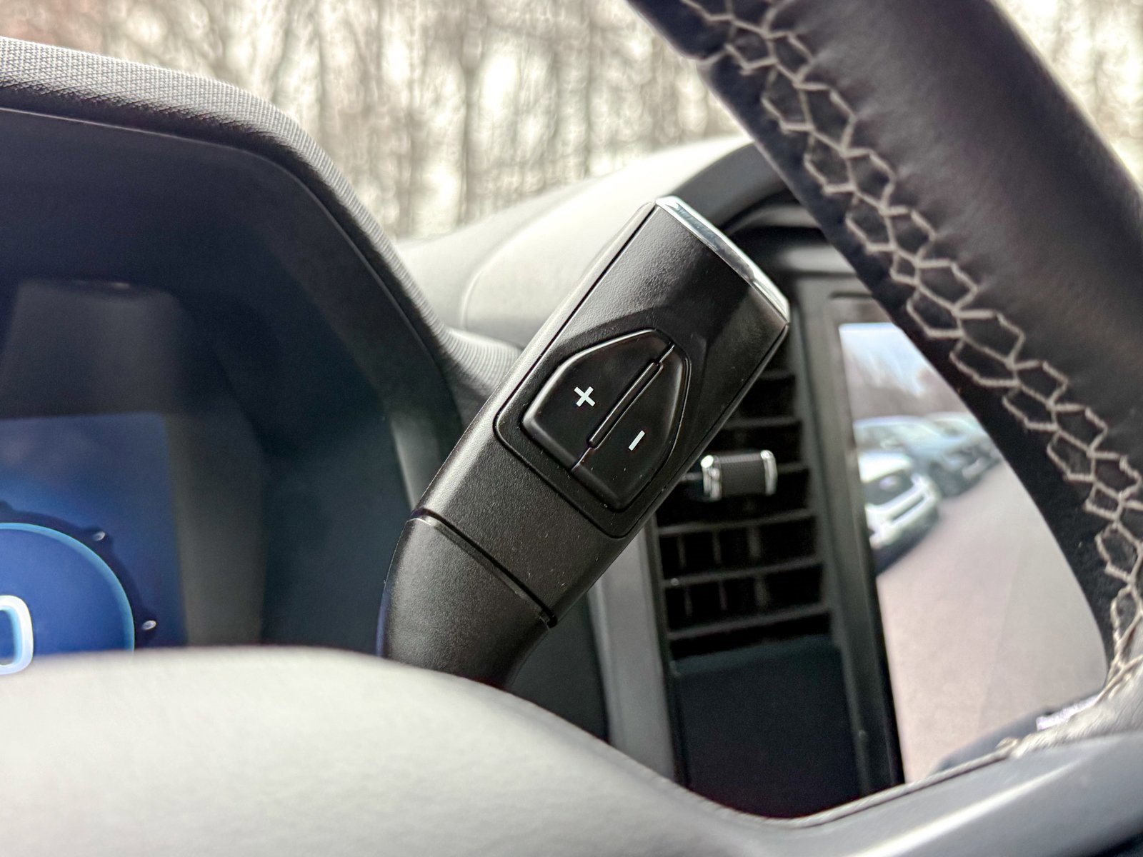 Certified 2025 Ford F150 XLT w/ Equipment Group 301A Standard image 39