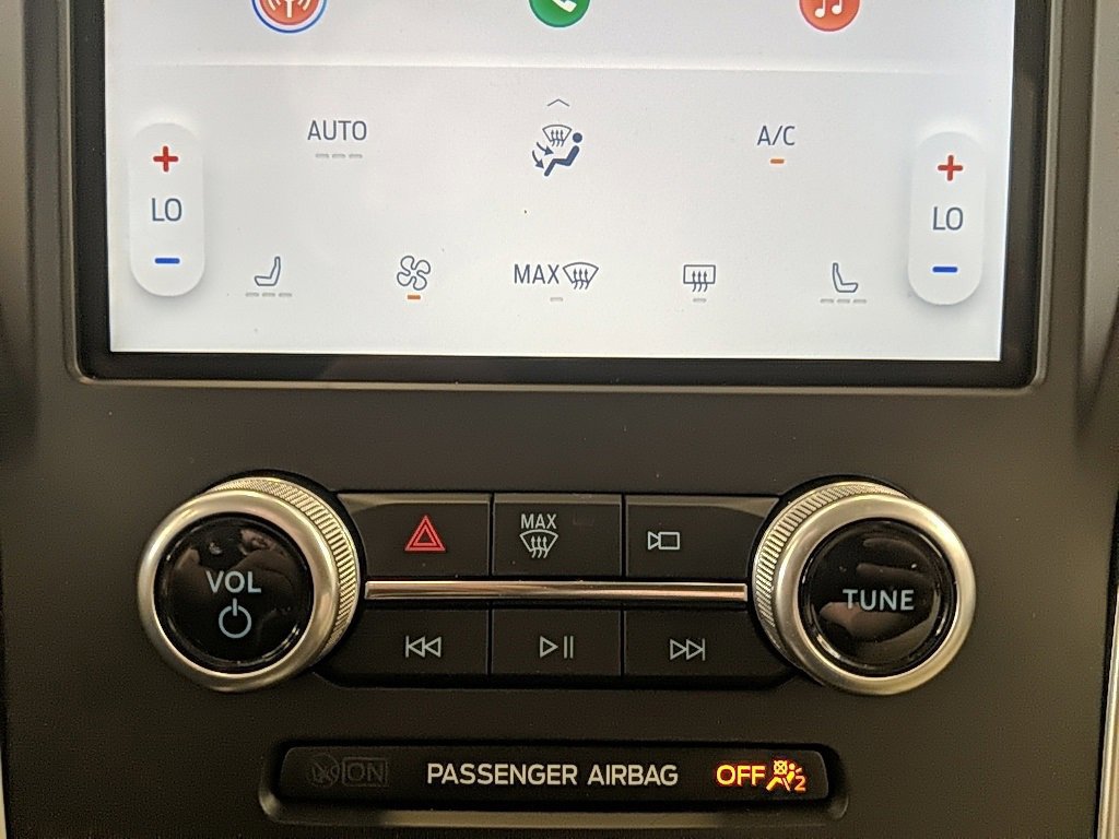 Certified 2023 Ford Edge SEL image 17