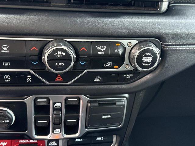 Used 2025 Jeep Wrangler Unlimited Rubicon AWD/4WD image 26