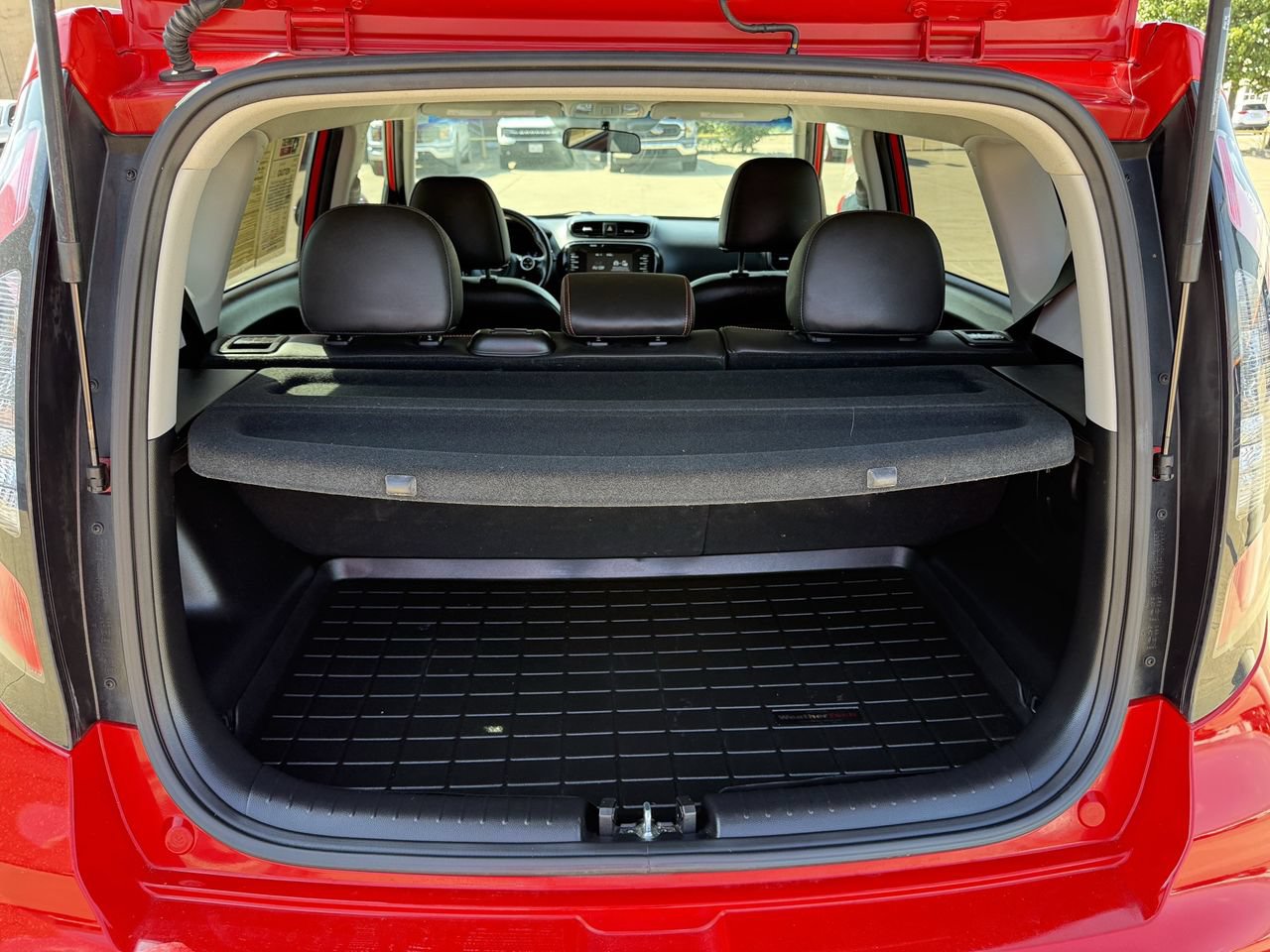 Used 2018 Kia Soul ! FWD image 27