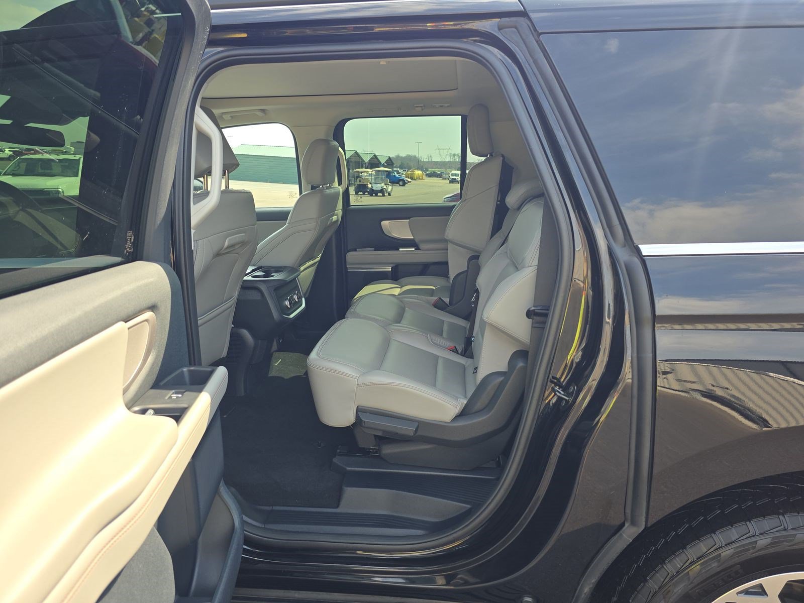 Certified 2025 Ford Expedition Max Active AWD/4WD image 26