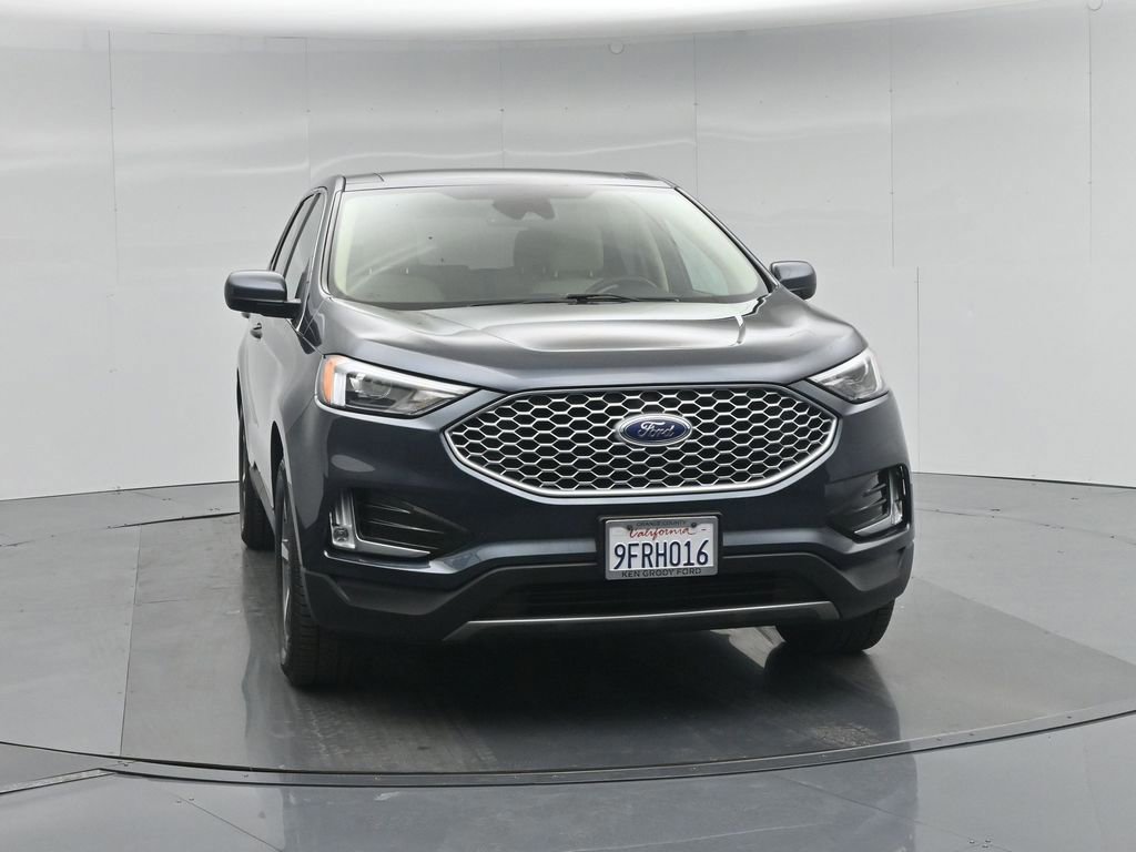 Certified 2023 Ford Edge SEL w/ Convenience Package AWD/4WD image 6
