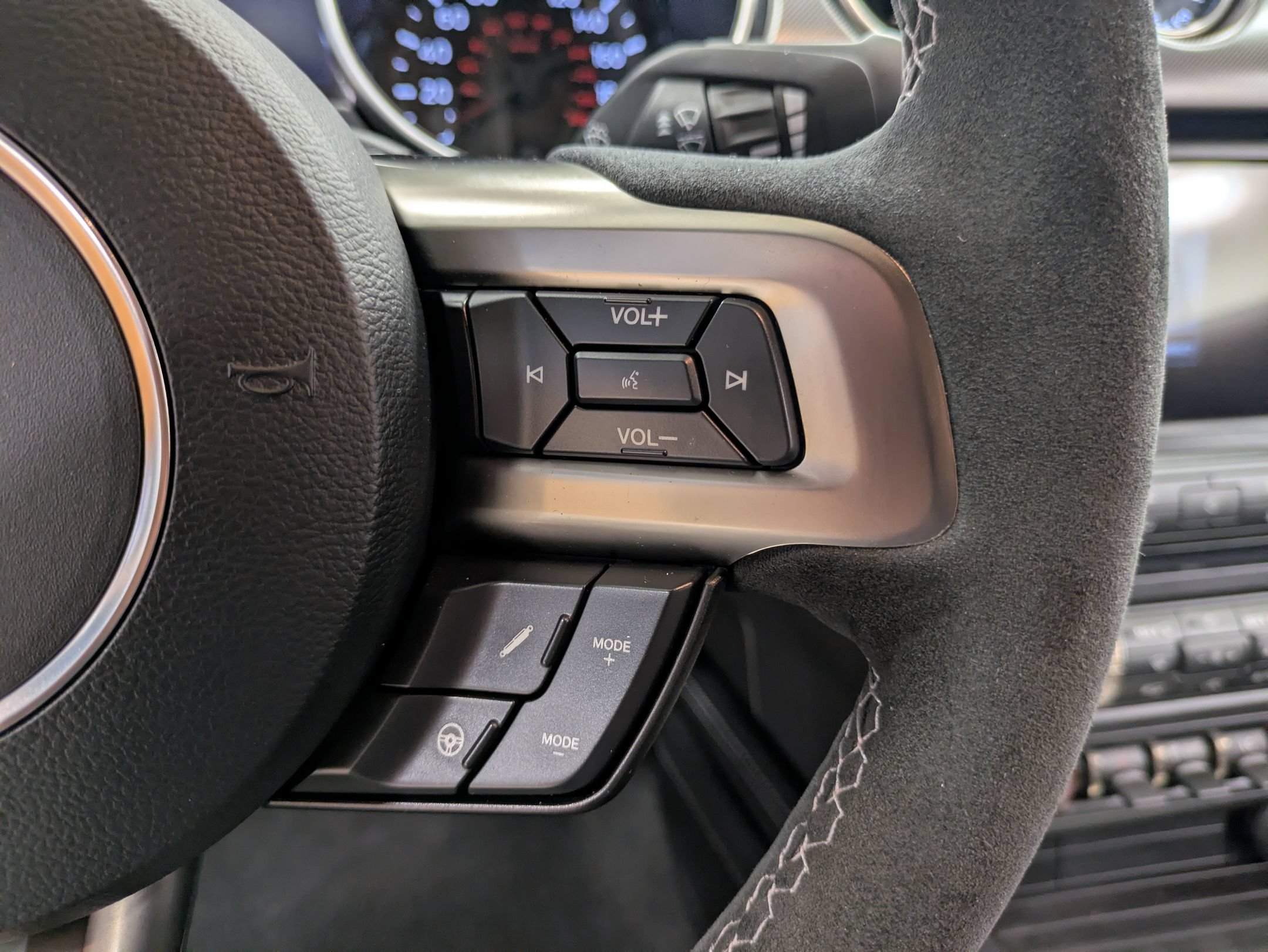 Certified 2019 Ford Mustang Shelby GT350 w/ Technology Package RWD image 18