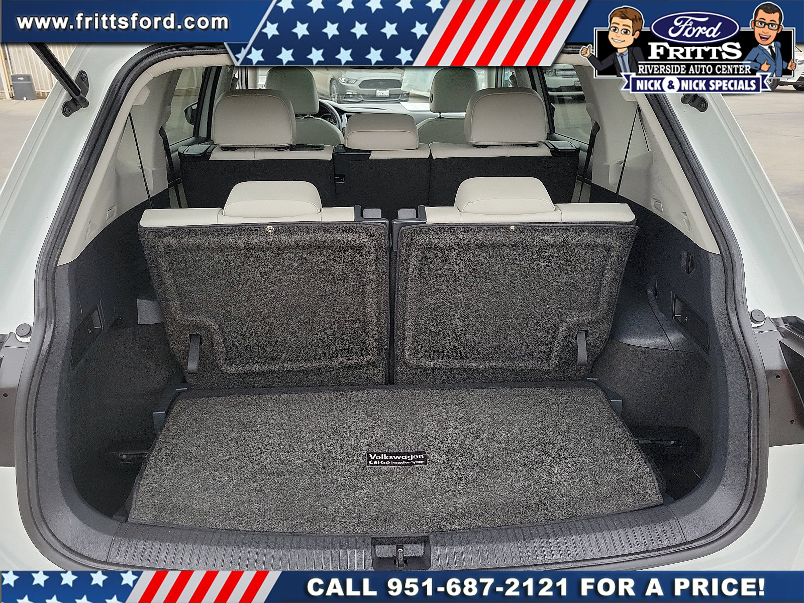 Used 2021 Volkswagen Tiguan SE w/ Panoramic Sunroof Package FWD image 18