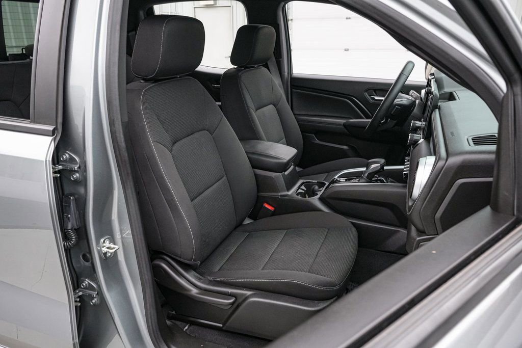 Used 2023 Chevrolet Colorado LT w/ LT Convenience Package II image 20