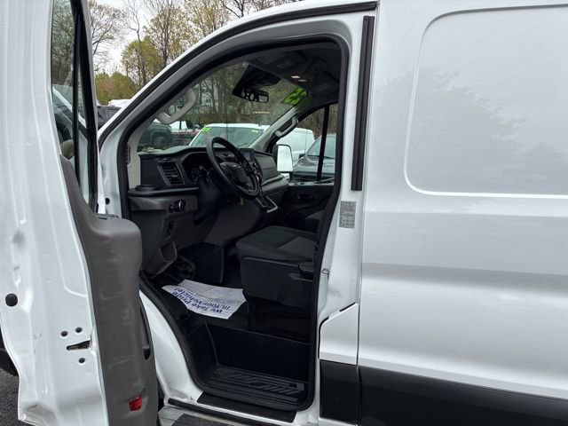 Certified 2025 Ford Transit 250 Low Roof w/ Exterior Upgrade Package RWD image 15