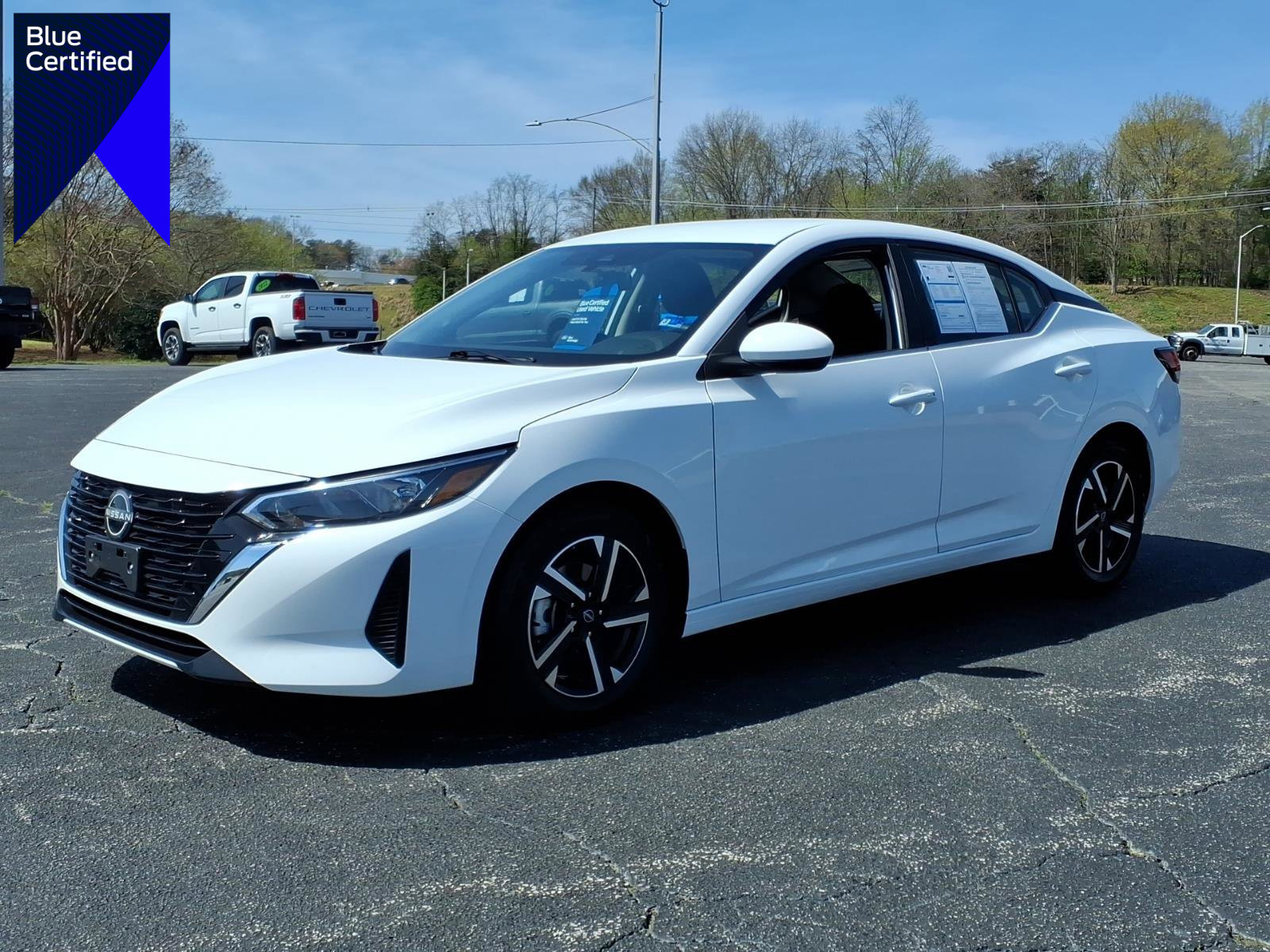 Used 2025 Nissan Sentra SV image 1