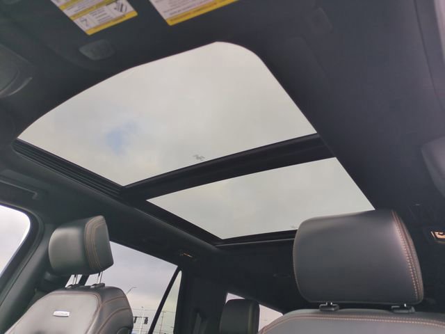 Certified 2023 Ford Expedition Max Platinum image 17