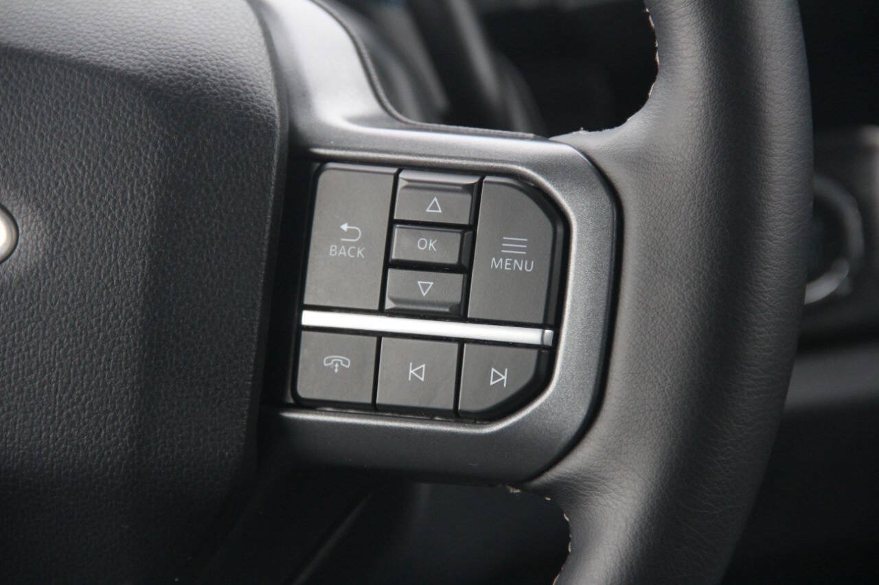 Certified 2025 Ford F350 Lariat w/ Lariat Ultimate Package AWD/4WD image 18