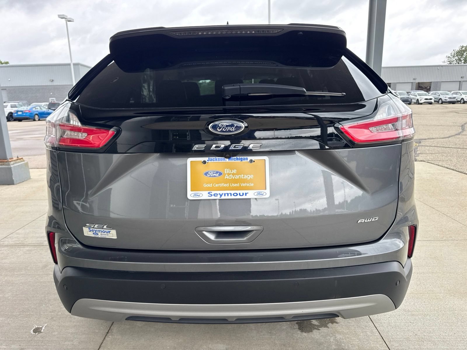 Certified 2024 Ford Edge SEL w/ Convenience Package AWD/4WD image 6