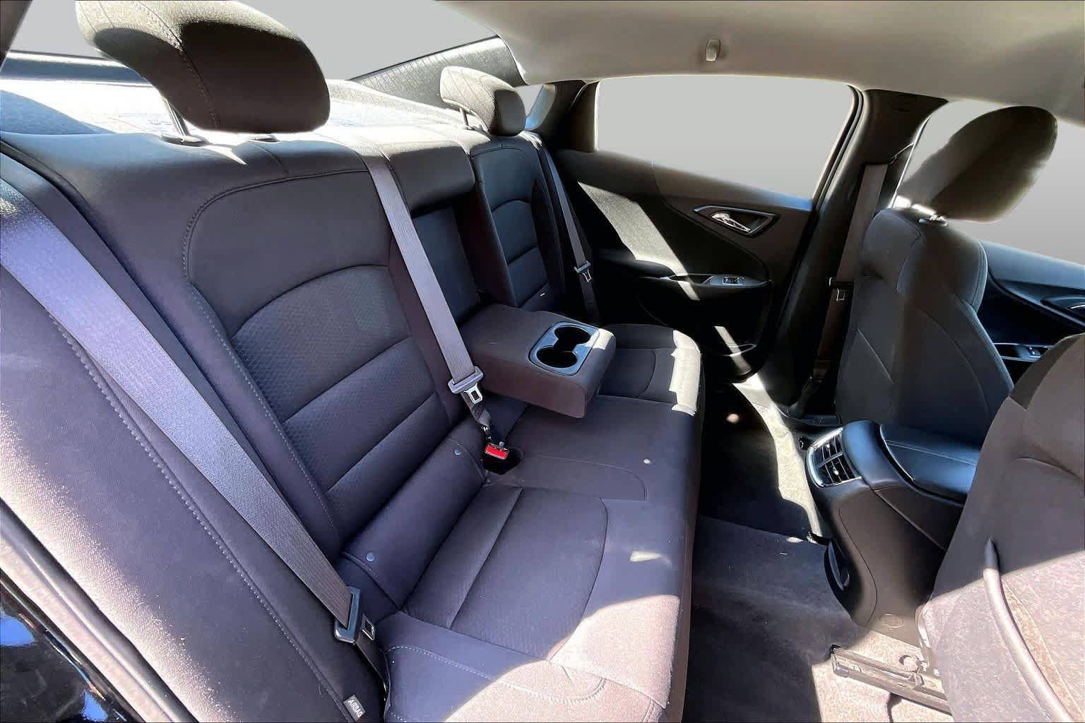 Used 2024 Chevrolet Malibu LT FWD image 20