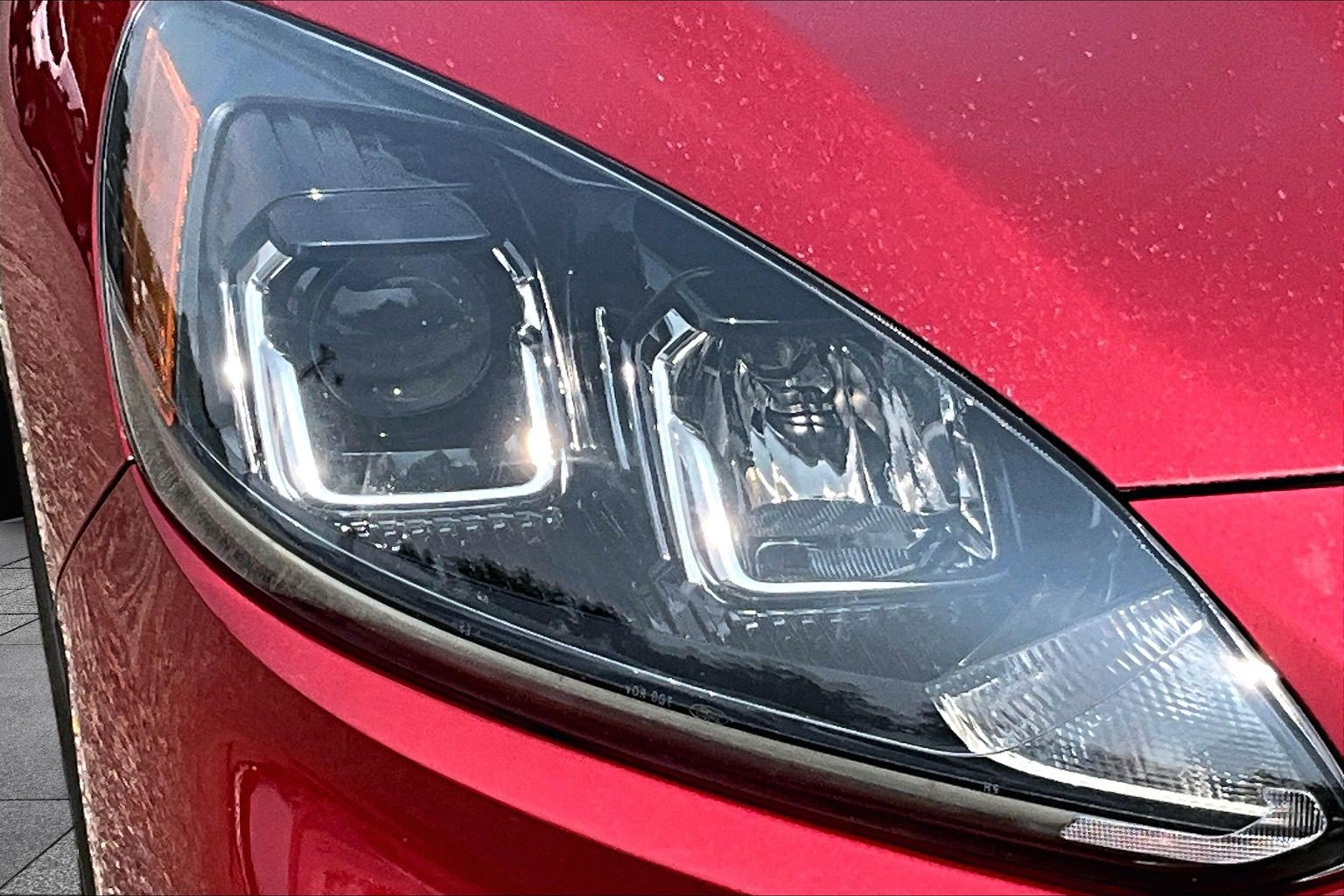 Certified 2020 Ford Escape SE AWD/4WD image 29