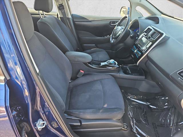 Used 2017 Nissan Leaf SV FWD image 18