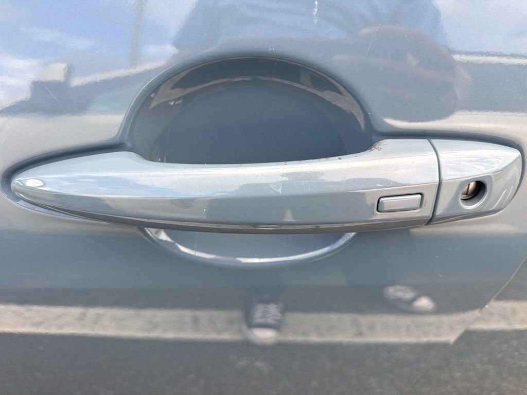 Used 2024 Nissan Sentra SV w/ Trunk Package FWD image 5