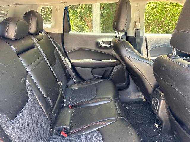 Used 2018 Jeep Compass Trailhawk w/ Popular Equipment Group AWD/4WD image 29