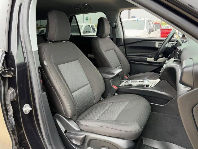 Certified 2022 Ford Explorer XLT image 28