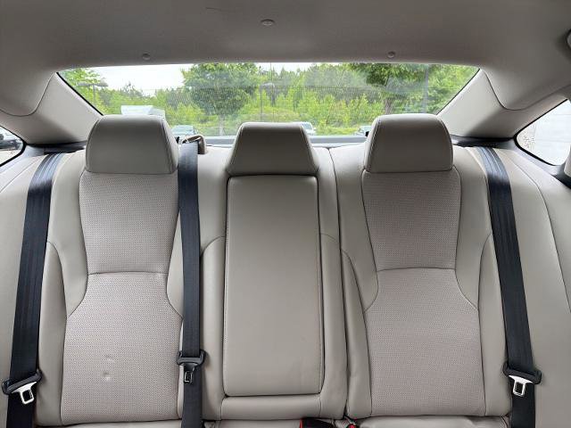 Used 2023 Honda Accord Touring image 32