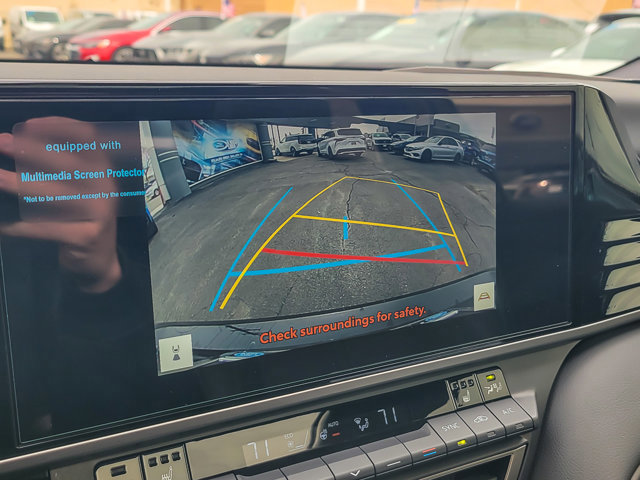 Used 2025 Toyota Camry XSE image 16