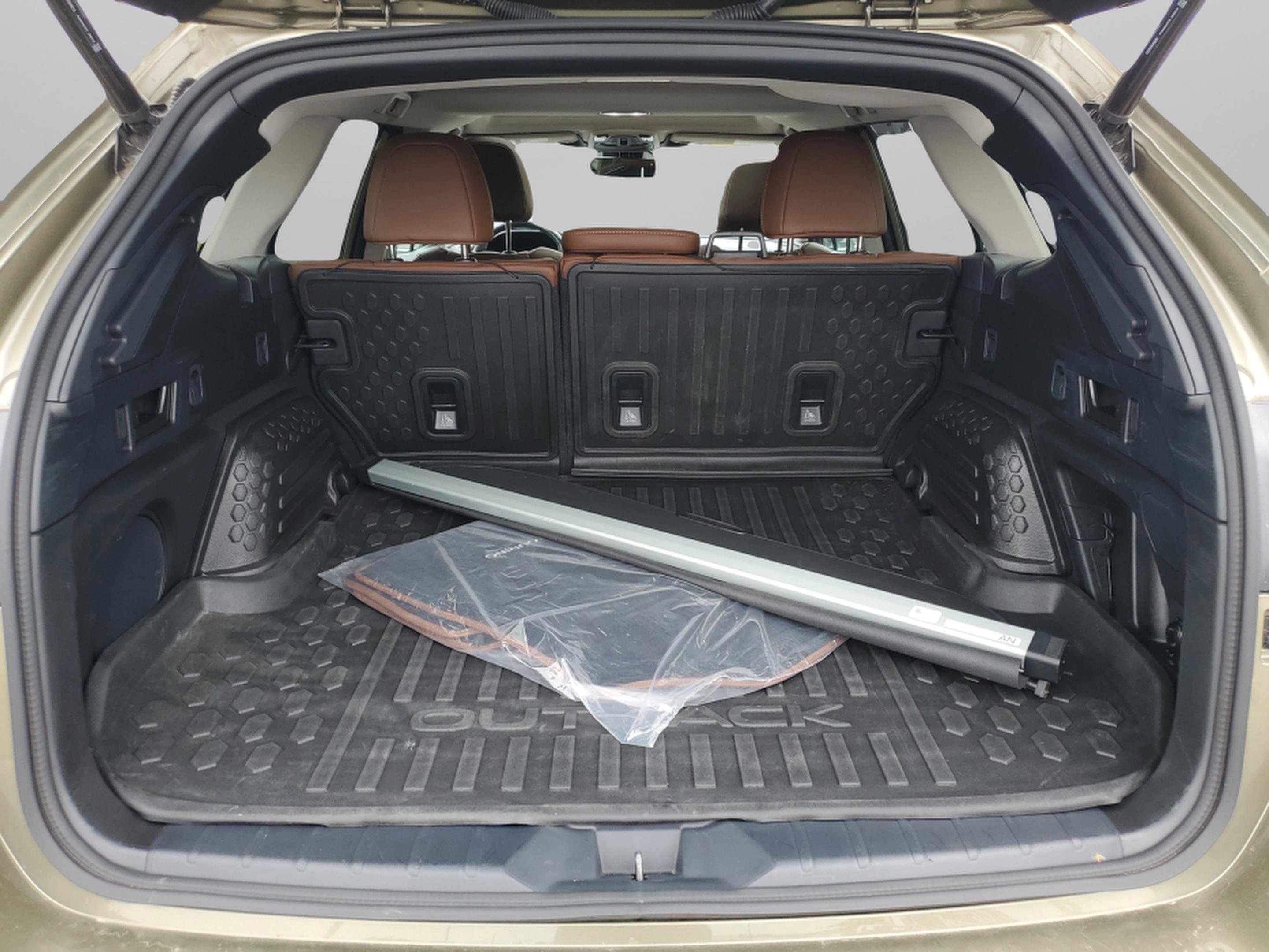 Used 2024 Subaru Outback Touring AWD/4WD image 7