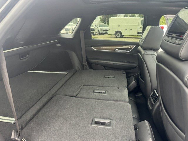 Used 2019 Cadillac XT5 Platinum AWD/4WD image 37