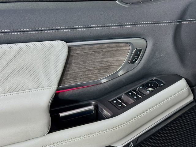 Certified 2025 Ford Expedition Max Platinum w/ Platinum Ultimate Package image 21