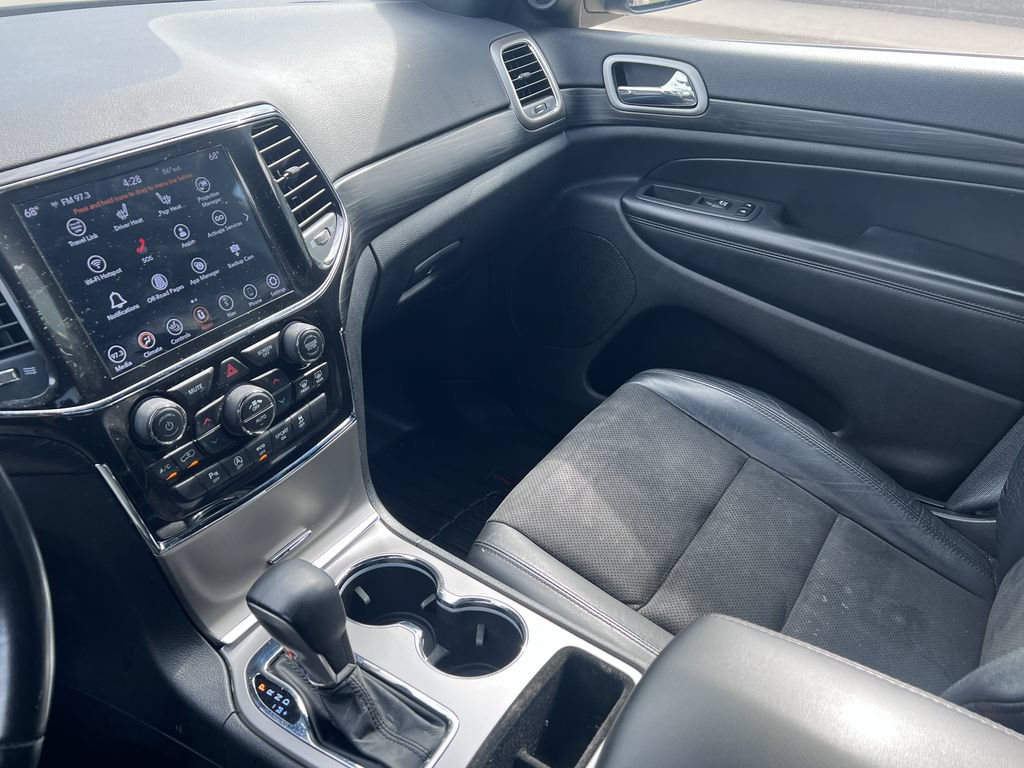 Used 2022 Jeep Grand Cherokee Laredo X AWD/4WD image 21