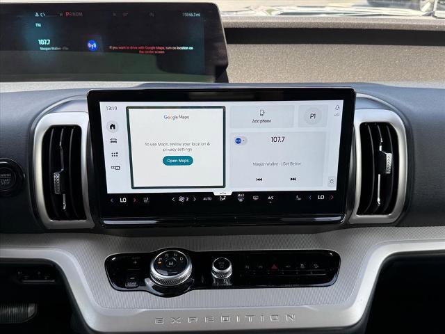 Certified 2025 Ford Expedition Active AWD/4WD image 17